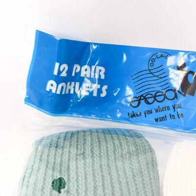 COLORFUL ANKLET SOCKS - SIZE 6-8.5