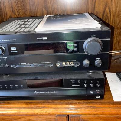 Lot 273 Yamaha AZ Receiver RX-V640 + Sony 5 CD Changer Player CPD-CE500