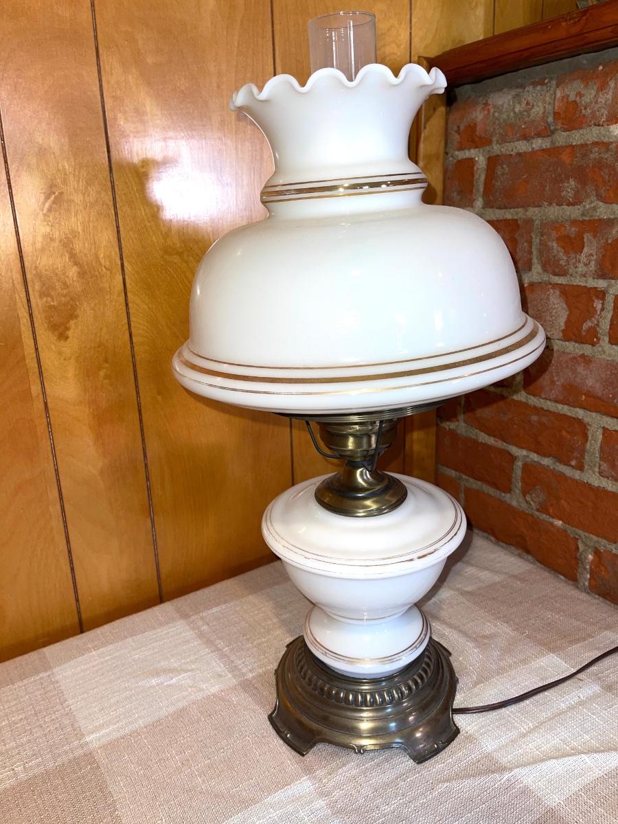 Lot 281 Early American Electric Table Lamp Milk Glass Faux Oil Lamp