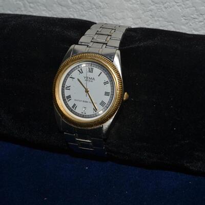LOT 988. VINTAGE YEMA WRIST WATCH