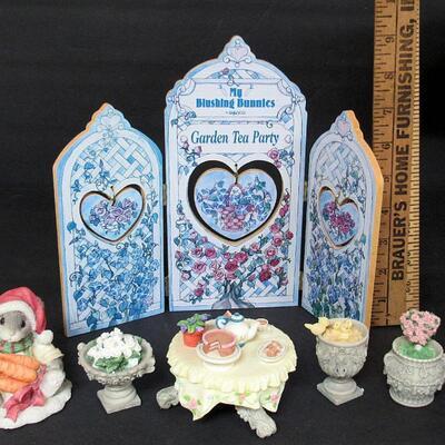 Blushing Bunnies Gazebo Set and Small Always Count Your Blessings Figure