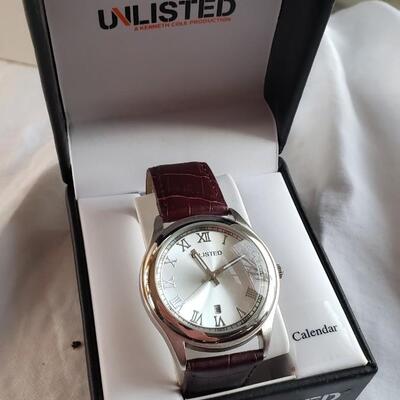 Kenneth Cole unlisted calendar mens watch in box