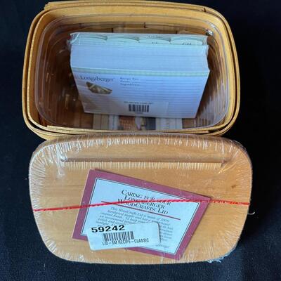 Longaberger Signed Small Recipe Basket w Lid and Recipe Cards. Never used