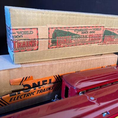 3 Lionel Prewar 1685, 1686 and 1687 Maroon Passenger Cars w Original Boxes
