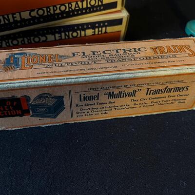 3 Lionel Peacock Lamp Posts #58 with Original Boxes!