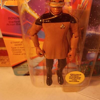 Star Trek TNG Geordi La Forge Dress Uniform Action Figure 1:16 Playmates 1993