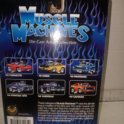 2000 Funline Muscle Machines '63 Corvette Chevrolet silver