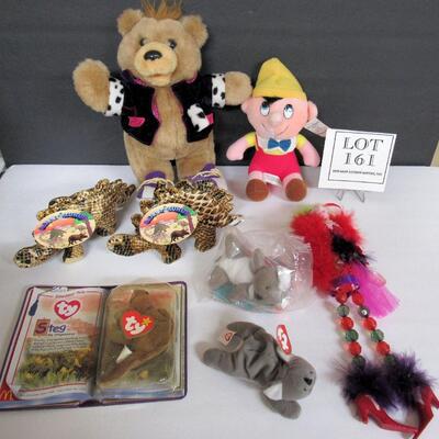 Lot of Misc Plush, WDP Pinocchio, Teddy Grahams Teddy Bear, TY Mini TRex, More