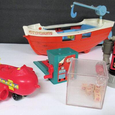 Mixed Lot of Vintage Toys, SS Littleputt Boat, More