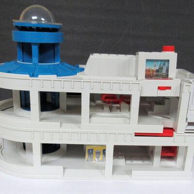 Vintage 1995 Galoob Micro Machines Super Auto World