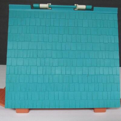 Nice Vintage Fisher Price Family A Frame Partial Set