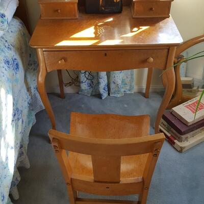 Vintage Birds Eye Maple Vanity Desk with chair