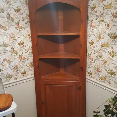 Nice Vintage Mastercraft Corner Hutch Cabinet Solid Wood