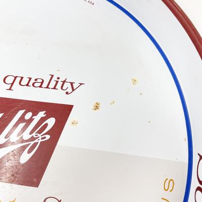 1958 12â€ SCHLITZ MILWAUKEE BEER METAL TRAY