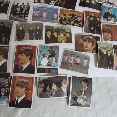 Lot of Vintage Colored Beatles Cards, Read Description