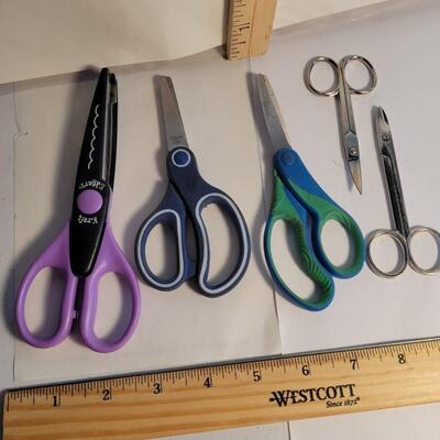 Lot of Scissors âœ‚ï¸