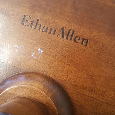 Ethan Allen Solid wood Plant Stand 13.5