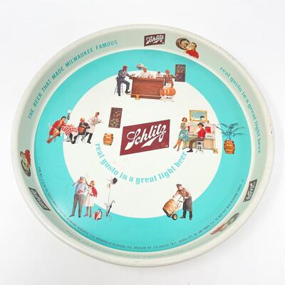1962 13â€ SCHLITZ MILWAUKEE BEER METAL TRAY