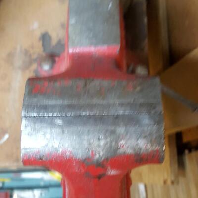 Craftsman Swivel Bench Vise 3.5