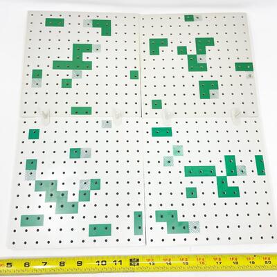 â€œFUEDALâ€ 2 PLAYER/TEAM STRATEGY BOARD GAME
