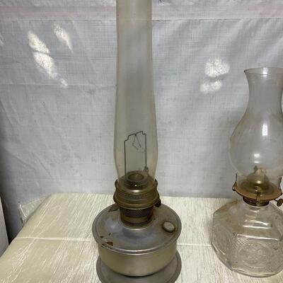 Vintage oil lamp lot