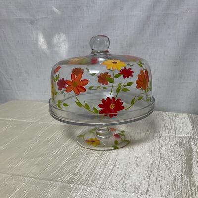 Class cake stand with dome