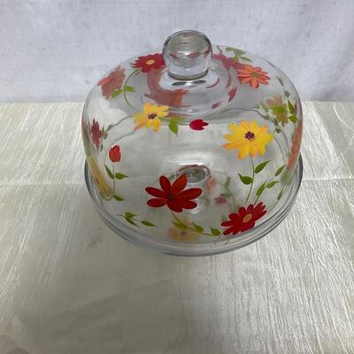 Class cake stand with dome
