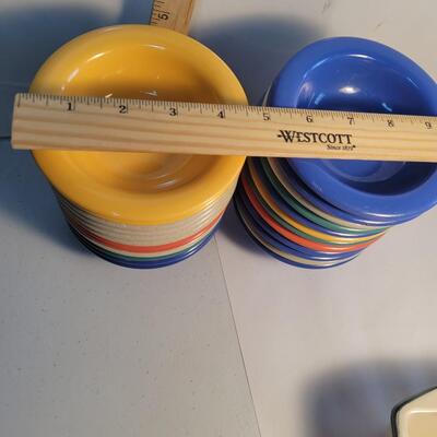 24 Carlisle plastic bowls