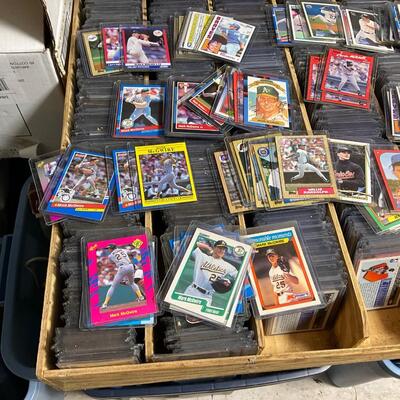 Huge 1980s baseball card lot