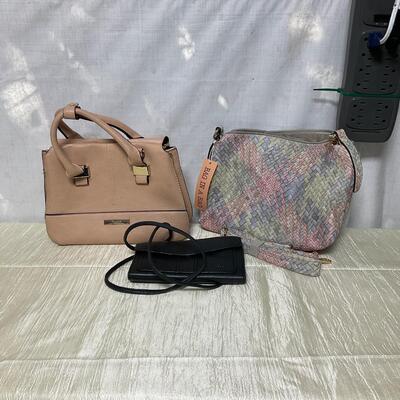 Ladies purse lot