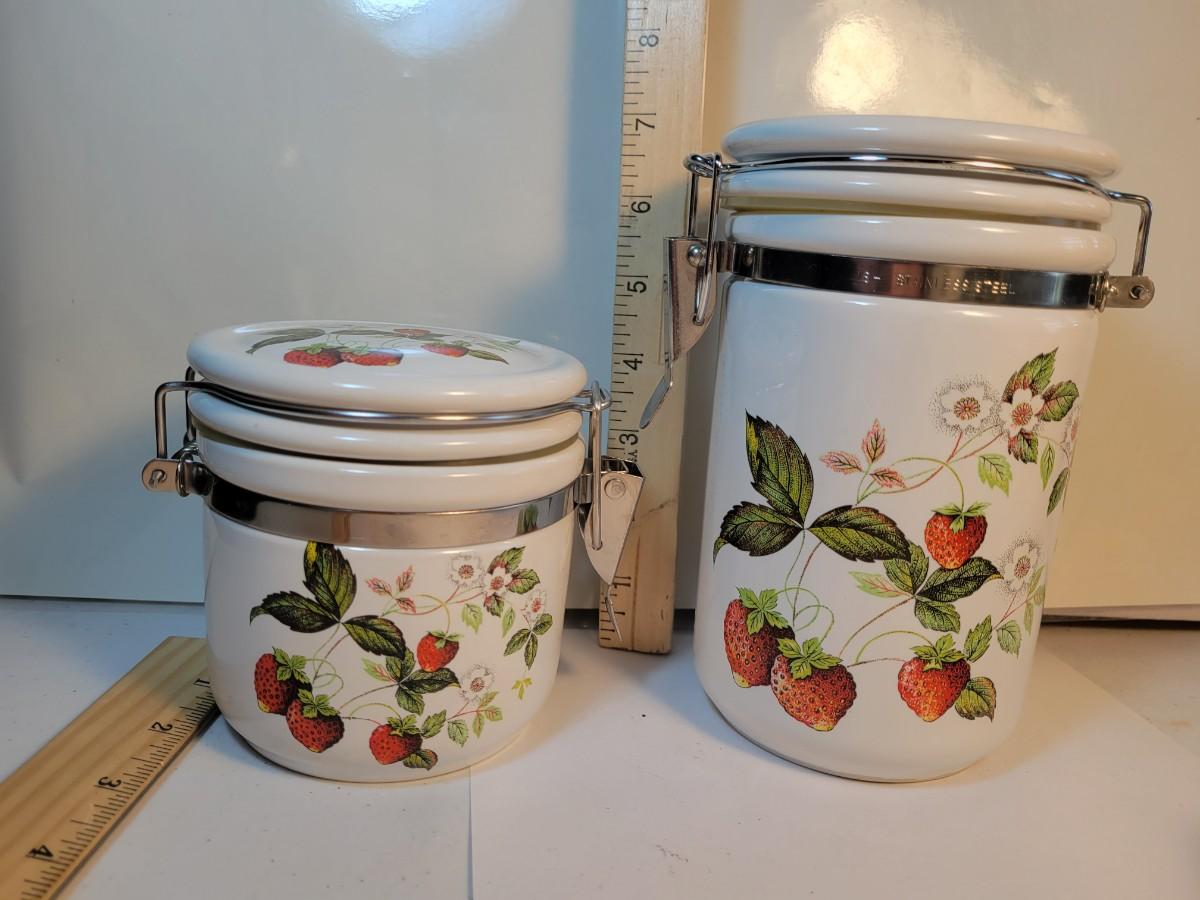 country collection lock tight containers