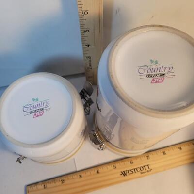 country collection lock tight containers