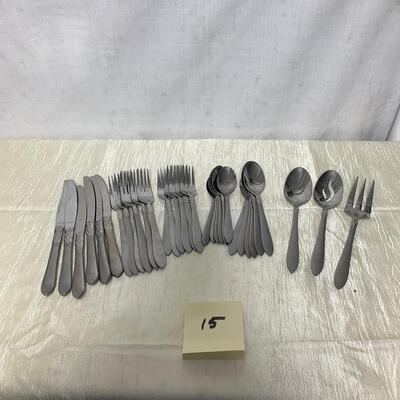 Oneida silverware set