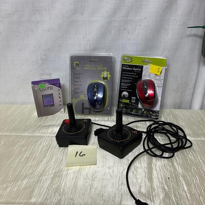 Electronics bundles Atari controllers MP3 player wireless mice