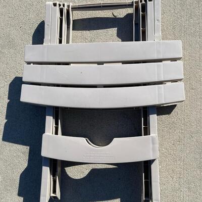 Small Collapsible Table