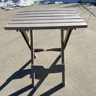 Small Collapsible Table