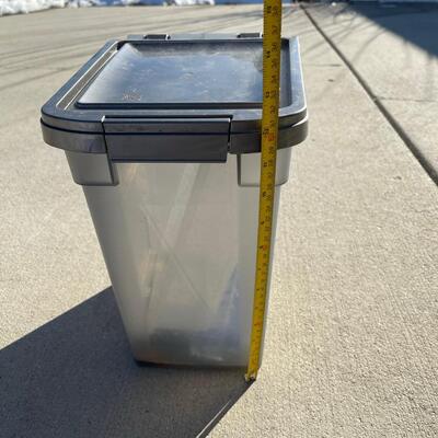 Pet Food Container