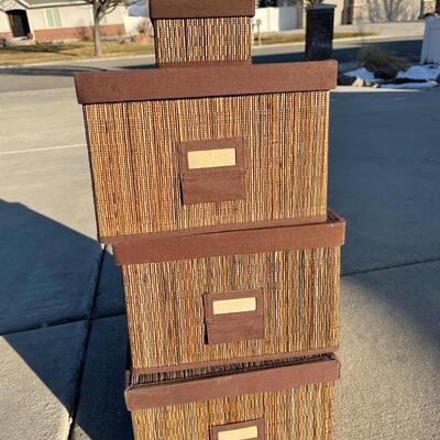5 Various Sized Storage Boxes