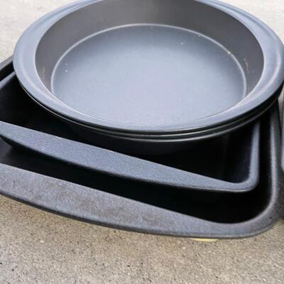 Various Sized Baking Dishes