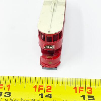VINTAGE MATCHBOX LESNEY â€œMODELS OF YESTERYEARâ€ NO. 3 - LONDON "E" CLASS TRAMCAR