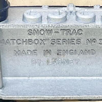 VINTAGE LESNEY MATCHBOX SERIES NO. 35 SNOW-TRAC w/ BOX - DAMAGED