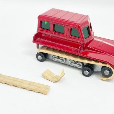 VINTAGE LESNEY MATCHBOX SERIES NO. 35 SNOW-TRAC w/ BOX - DAMAGED
