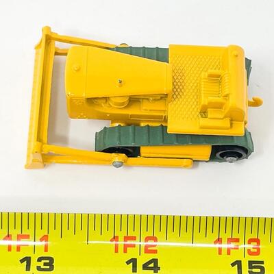 VINTAGE MATCHBOX LESNEY NO. 18 - CATERPILLAR D9 TRACTOR W/ BOX