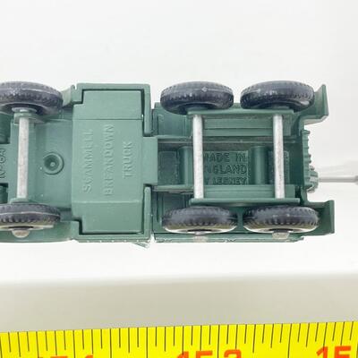 VINTAGE MATCHBOX LESNEY NO. 64 - SCAMMELL BREAKDOWN TRUCK