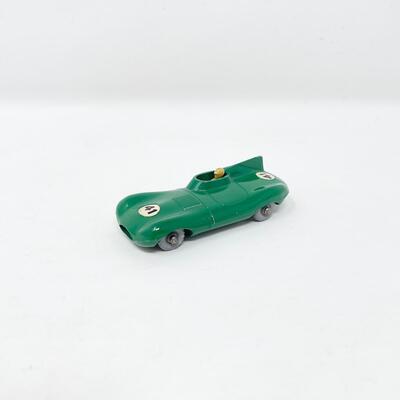 VINTAGE MATCHBOX LESNEY NO. 41 - D. TYPE JAGUAR