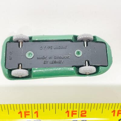 VINTAGE MATCHBOX LESNEY NO. 41 - D. TYPE JAGUAR