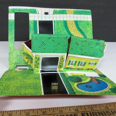 Vintage Hot Wheels Pop Up House and Car Port, No Car or Track