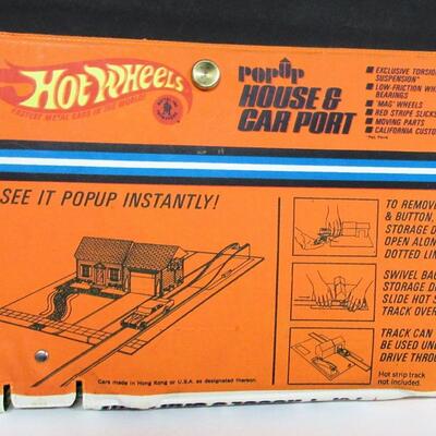 Vintage Hot Wheels Pop Up House and Car Port, No Car or Track