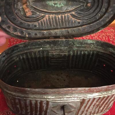 Antique cricket box