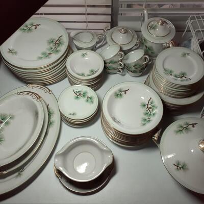 Craftsman china set serving for 12